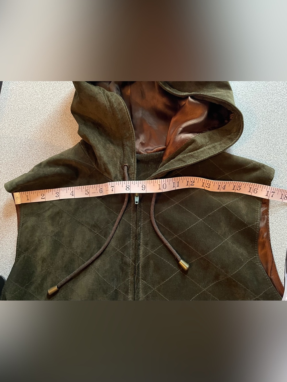 Danier Dark Green Suede Hooded Zip Vest Size Large - Picture 9 of 11
